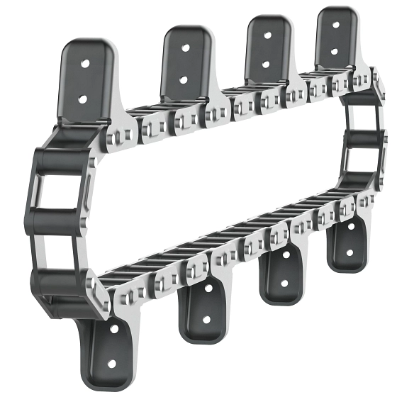 Chrome Pin Gathering Chain (1 of 5)